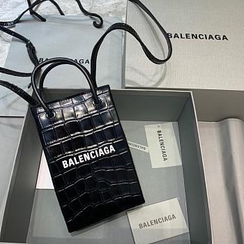 BALENCIAGA SHOPPING PHONE HOLDER IN BLACK CROCODILE EMBOSSED 5938260 SIZE 12 CM