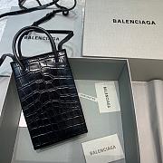 BALENCIAGA SHOPPING PHONE HOLDER IN BLACK CROCODILE EMBOSSED 5938260 SIZE 12 CM - 6