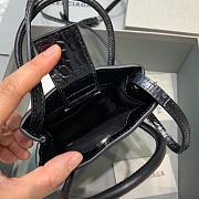 BALENCIAGA SHOPPING PHONE HOLDER IN BLACK CROCODILE EMBOSSED 5938260 SIZE 12 CM - 3