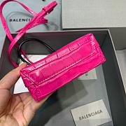 BALENCIAGA SHOPPING PHONE HOLDER IN PINK CROCODILE EMBOSSED 5938260 SIZE 12 CM - 5