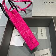 BALENCIAGA SHOPPING PHONE HOLDER IN PINK CROCODILE EMBOSSED 5938260 SIZE 12 CM - 2