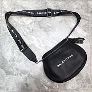 BALENCIAGA EVERYDAY STRAP CROSSBODY BAG BLACK SIZE 24 CM - 1