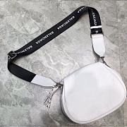 BALENCIAGA EVERYDAY STRAP CROSSBODY BAG WHITE SIZE 24 CM - 2