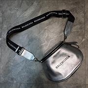 BALENCIAGA EVERYDAY STRAP CROSSBODY BAG SILVER SIZE 24 CM - 1