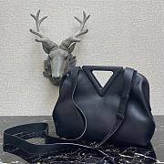 BOTTEGA VENETA POINT BAG BLACK 652446 SIZE 35 CM - 3