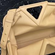 BOTTEGA VENETA POINT BAG BEIGE 652446 SIZE 35 CM - 4