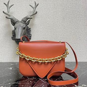 BOTTEGA VENETA MOUNT BROWN 667399 SIZE 21 CM