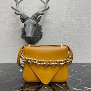 BOTTEGA VENETA MOUNT HONEY 667399 SIZE 21 CM - 1