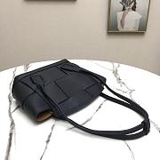 BOTTEGA VENETA ARCO BLACK 666874 SIZE 33 CM - 3