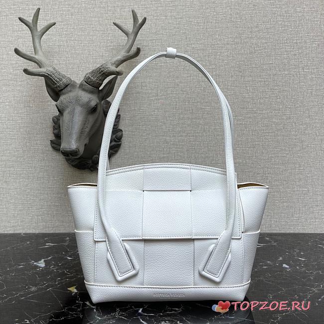 BOTTEGA VENETA ARCO WHITE 666874 SIZE 33 CM - 1