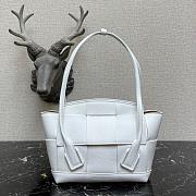 BOTTEGA VENETA ARCO WHITE 666874 SIZE 33 CM - 1