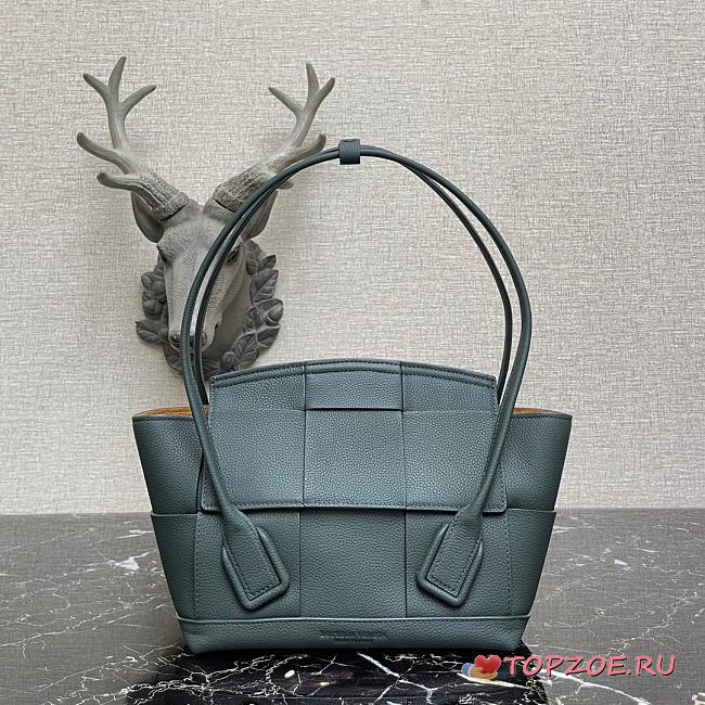 BOTTEGA VENETA ARCO PINE GREEN 666874 SIZE 33 CM - 1