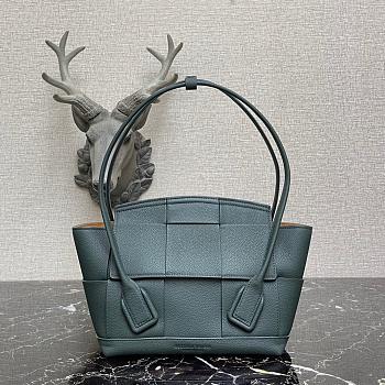 BOTTEGA VENETA ARCO PINE GREEN 666874 SIZE 33 CM