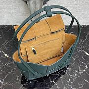 BOTTEGA VENETA ARCO PINE GREEN 666874 SIZE 33 CM - 6