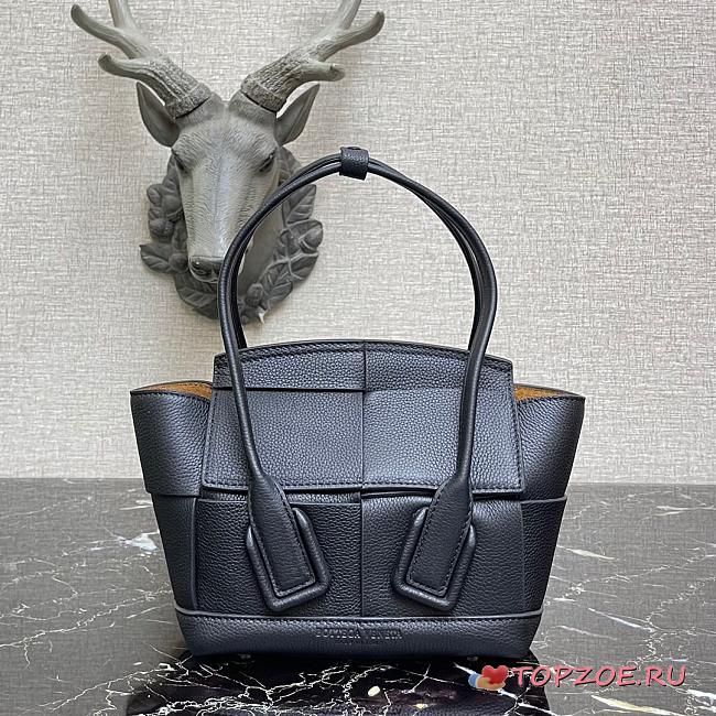 BOTTEGA VENETA SMALL ARCO BLACK 666873 SIZE 29 CM - 1