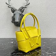 BOTTEGA VENETA SMALL ARCO YELLOW 666873 SIZE 29 CM - 4