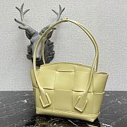 BOTTEGA VENETA ARCO CREAM 666874 SIZE 33 CM - 6