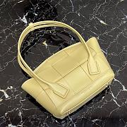 BOTTEGA VENETA ARCO CREAM 666874 SIZE 33 CM - 4