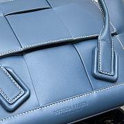BOTTEGA VENETA ARCO YALE BLUE 666874 SIZE 33 CM - 6