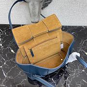 BOTTEGA VENETA ARCO YALE BLUE 666874 SIZE 33 CM - 2