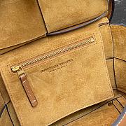 BOTTEGA VENETA SMALL ARCO BROWN 666873 SIZE 29 CM - 6