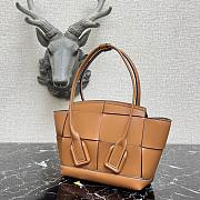 BOTTEGA VENETA SMALL ARCO BROWN 666873 SIZE 29 CM - 3
