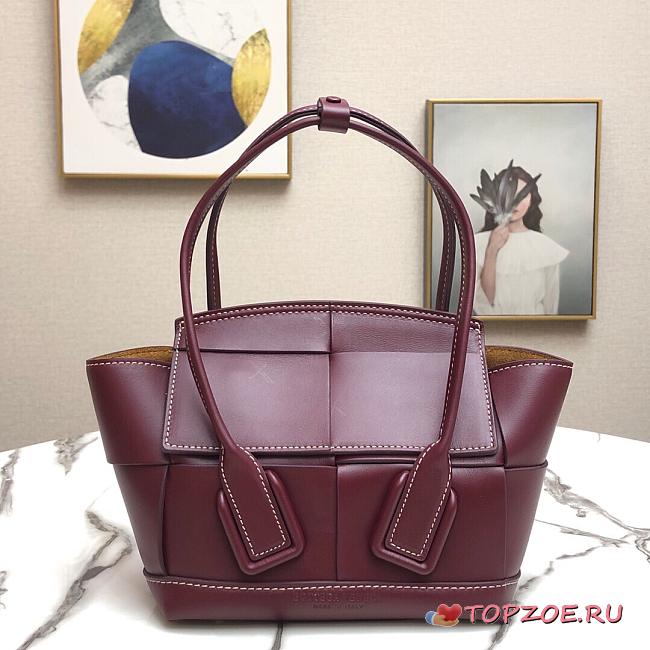 BOTTEGA VENETA SMALL ARCO BORDEAUX 666873 SIZE 29 CM - 1