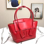 BOTTEGA VENETA SMALL ARCO RED 666873 SIZE 29 CM - 6