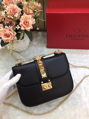 VALENTINO SMALL GLAM ROCK BAG BLACK SIZE 21 CM