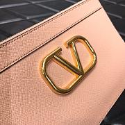 VALENTINO V LOGO POUCH POWDER PINK SIZE 25 CM - 4