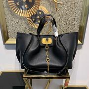 VALENTINO GARAVANI ESCAPE LARGE TOTE BAG BLACK SIZE 31 CM - 1