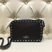 VALENTINO GARAVANI ROCKSTUD CAMERA BAG FULL BLACK SIZE 18 CM - 6