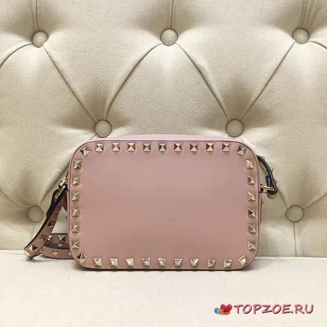 VALENTINO GARAVANI ROCKSTUD CAMERA BAG POWDER PINK SIZE 18 CM - 1