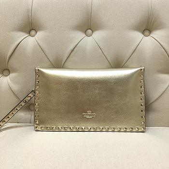 VALENTINO ROCKSTUD CLUTCH GOLD SIZE 28 CM