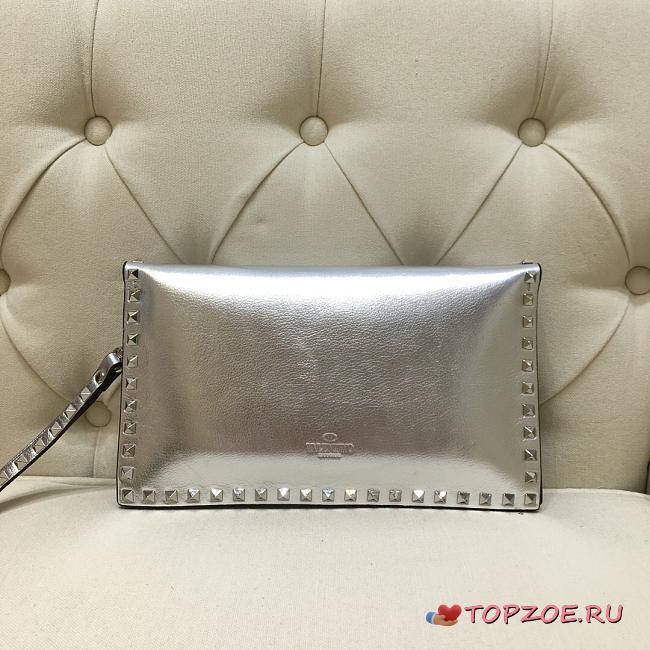 VALENTINO ROCKSTUD CLUTCH SILVER SIZE 28 CM - 1