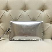 VALENTINO ROCKSTUD CLUTCH SILVER SIZE 28 CM - 1