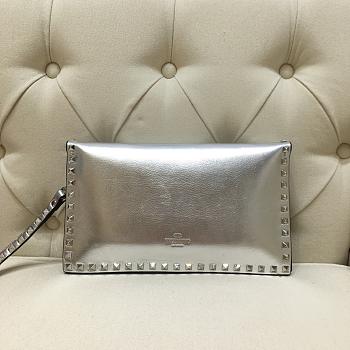 VALENTINO ROCKSTUD CLUTCH SILVER SIZE 28 CM
