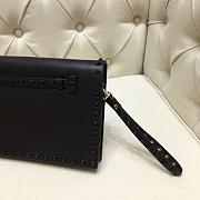 VALENTINO ROCKSTUD CLUTCH FULL BLACK SIZE 28 CM - 2