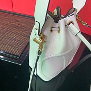 VALENTINO V LOGO LEATHER BUCKET BAG WHITE SIZE 15 CM - 5