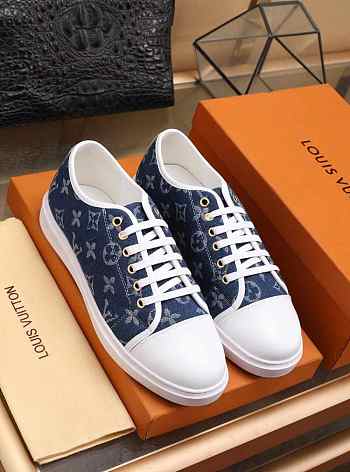 LV SNEAKER 004