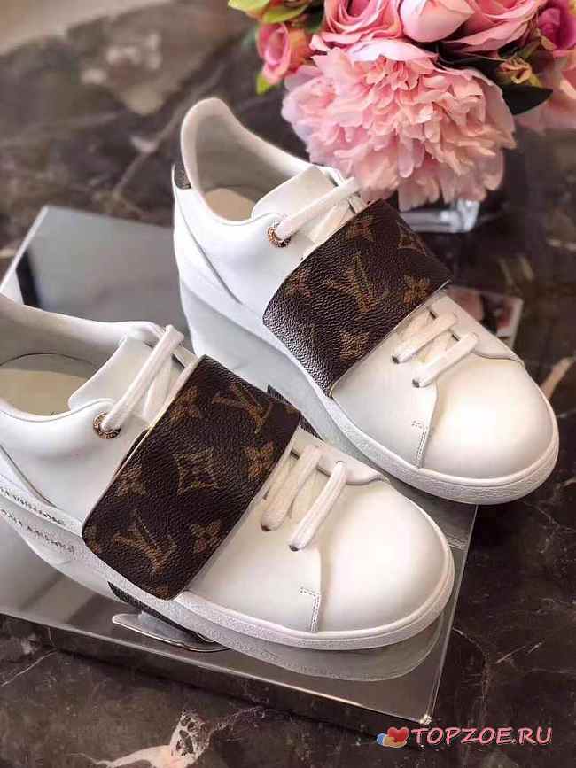 LV SNEAKER 012 - 1