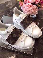 LV SNEAKER 012 - 5