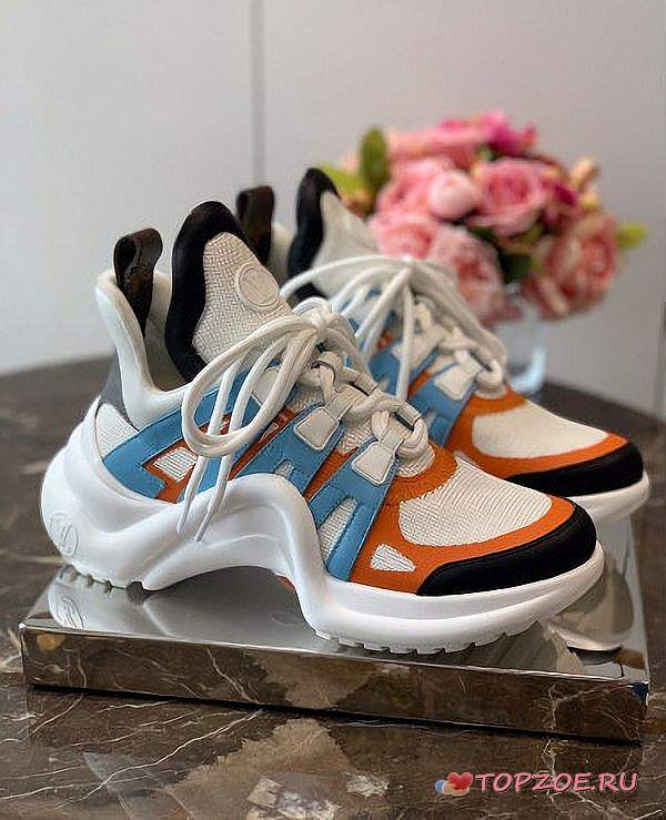 LV SNEAKER 018 - 1