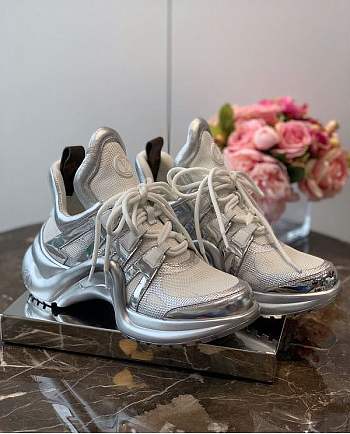 LV SNEAKER 021