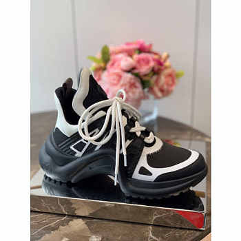 LV SNEAKER 022