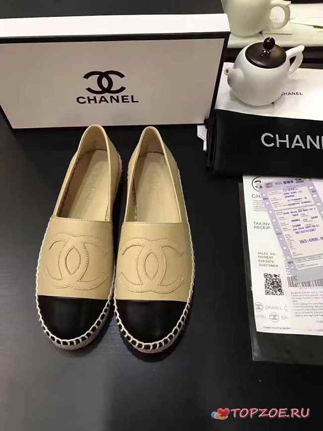 CHANEL ESPADRILLES BEIGE & BLACK FLAT C-01 - 1