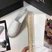 CHANEL LAMBSKIN FLAT WHITE C-01 - 2