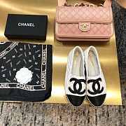 CHANEL FLAT BLACK & WHITE C-01 - 5