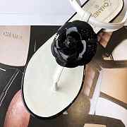 CHANEL CAMELLIA SANDALS WHITE C-02 - 4