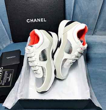 CHANEL SNEAKER 002